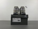 N*ew B*alance Top Quality Sneakers ML2002RA