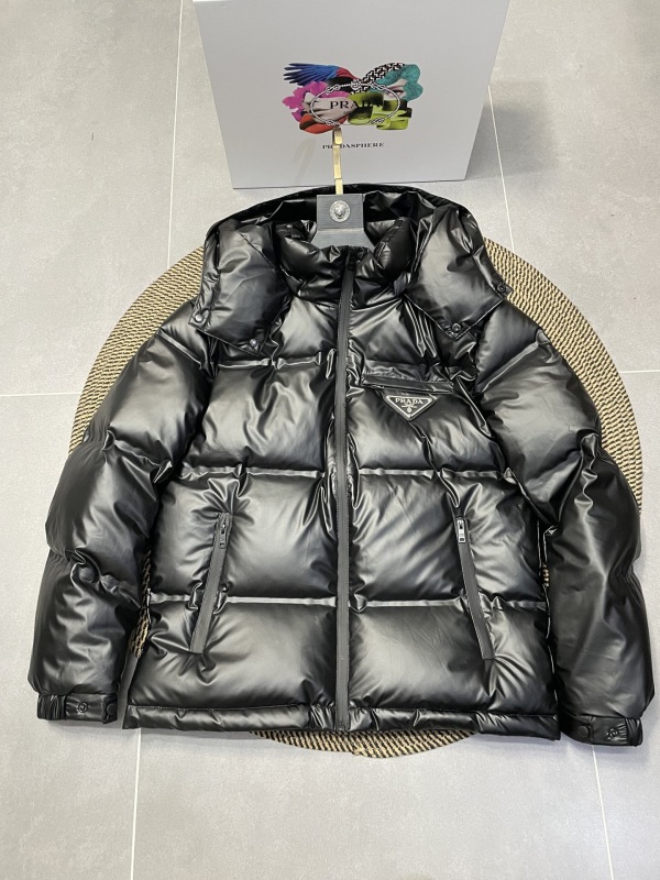 P*rada Top Quality Clothes