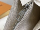 L*ouis V*uitton Top Wallets  19*10.5*2CM