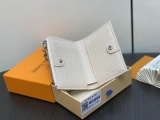 L*ouis V*uitton Top  Wallets   9*11.5*1.5CM