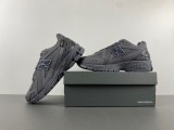 New Balance M1906RU