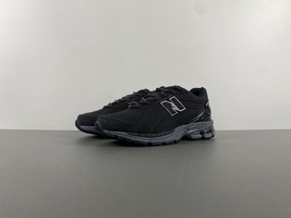 New Balance M1906ROC