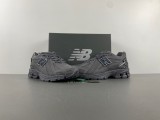 New Balance M1906RU