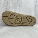 Women  U*GG Top Qualify Sneaker