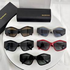 B*ALENCIAG Glasses Top Quality