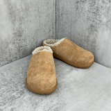 Women  U*GG Top Qualify Sneaker