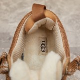 Women  U*GG Top Qualify Sneaker