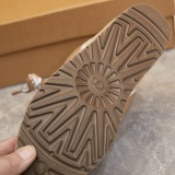 Women  U*GG Top Qualify Sneaker