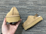 Women  U*GG Top Qualify Sneaker