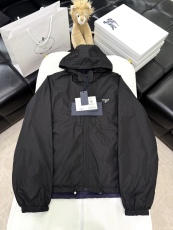 P*rada Top Quality Clothes