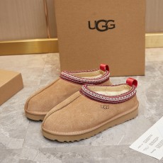 Women  U*GG Top Sneaker