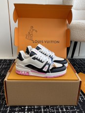 Men Women L*ouis V*uitton Top Quality Sneakers size 47 is available