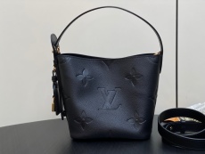 L*ouis V*uitton Top Quality Bag   16*18*12CM