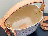 L*ouis V*uitton Top Quality Bag   16*18*12CM