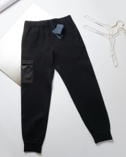 P*rada Top Quality Clothes
