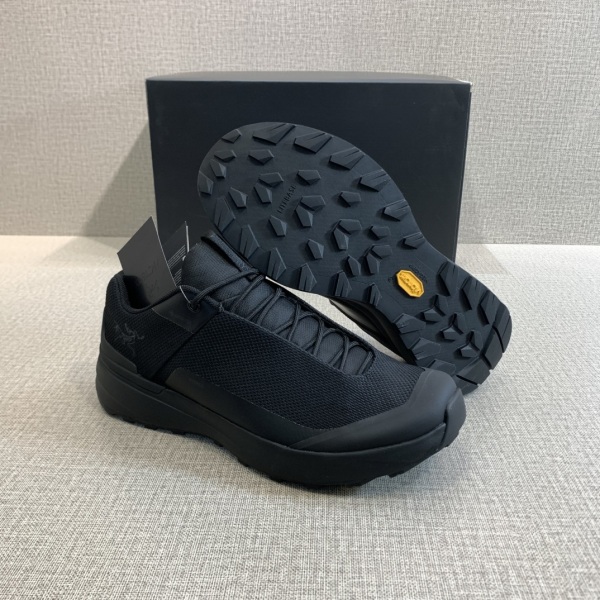 Men A*rc‘Teryx  Top Quality Sneakers