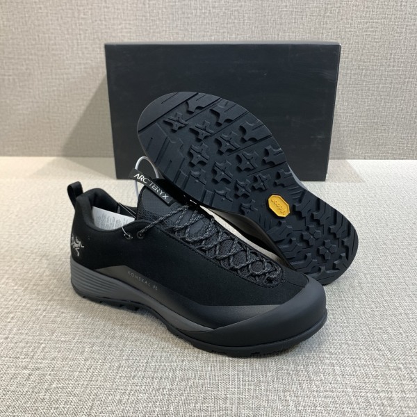 Men A*rc‘Teryx  Top Quality Sneakers