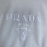 P*rada Top Quality Clothes