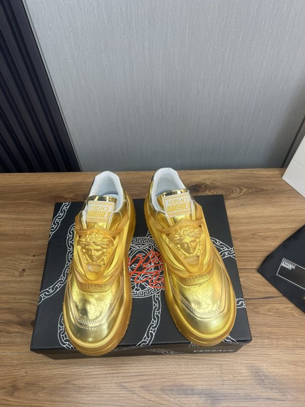 Men V*ersace Top Quality Sneakers