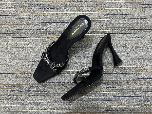 Women Y*SL Top Pumps