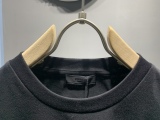 P*rada Top Quality Clothes