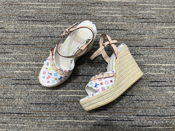 Women L*ouis V*uitton Top Quality Sandals