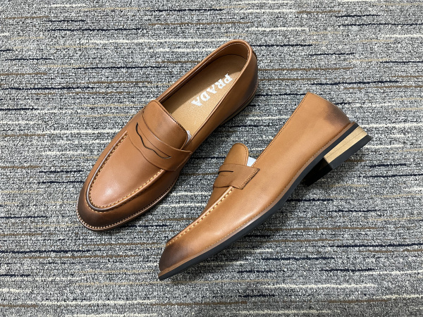 Men P*rada Top Quality Loafer