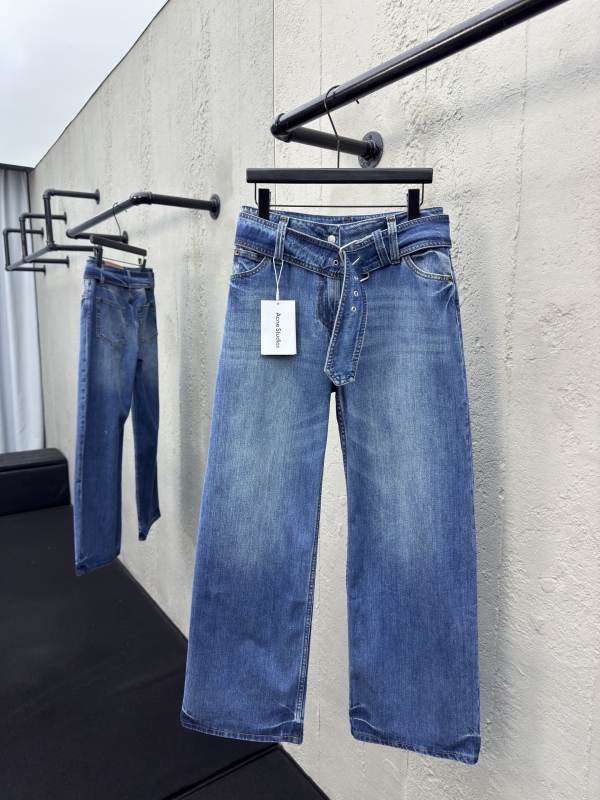 A*cne S*tudios Top Quality Clothes