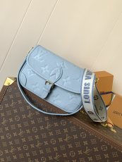 L*ouis V*uitton Top Quality Bag 23*16*8.5CM