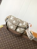 L*ouis V*uitton Top Quality Bag 23*16*8.5CM