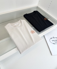 P*rada Top Quality Clothes