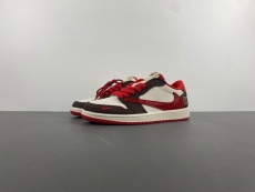 F*ragment x T*ravis S*cott x  J*ordan 1 Low CH6336-020
