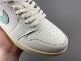 Jordan 1 Low DC0774-134