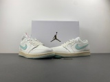 Jordan 1 Low DC0774-134