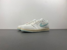 Jordan 1 Low DC0774-134