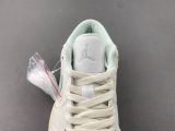 Jordan 1 Low DC0774-134