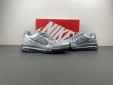 Nike Air Max 2013 Goes Full Metalli HQ3025-001