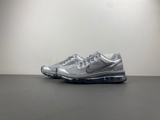 Nike Air Max 2013 Goes Full Metalli HQ3025-001