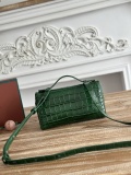 L*oro P*iana Bag Top Quality  19*7*12CM