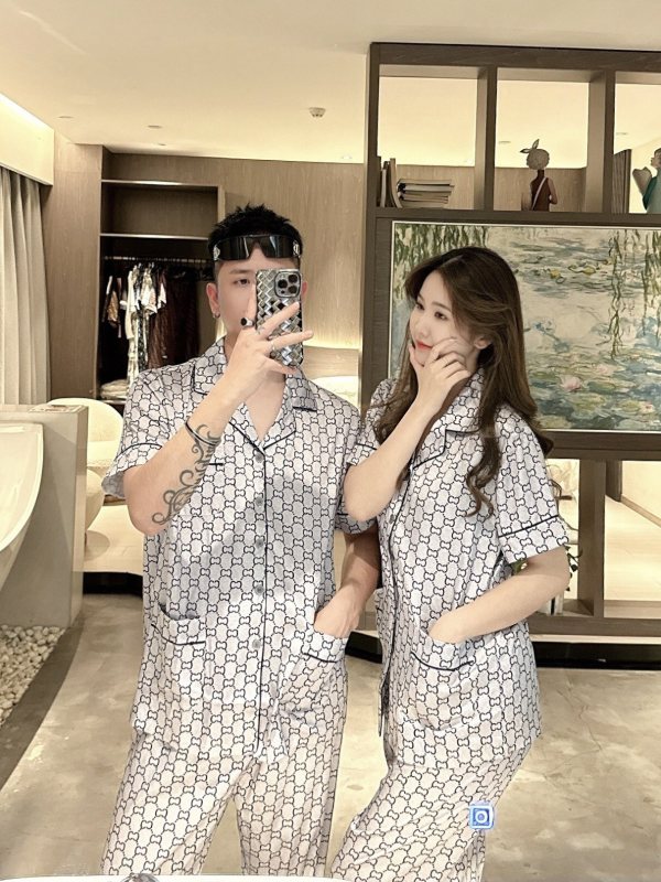 G*ucci Top Quality Clothes