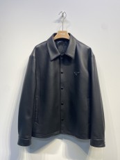 P*rada Top Quality Clothes