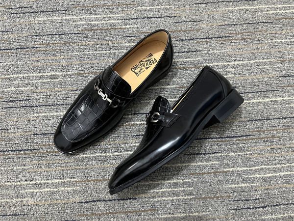Men F*erragamo Top Quality Sneakers