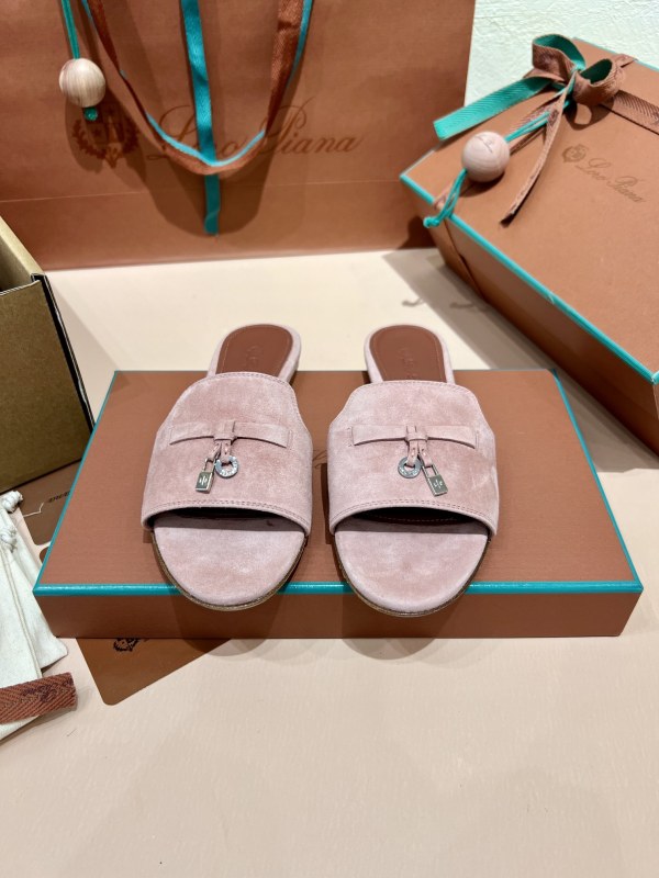 Women L*oro P*iana Top Quality Sandals014