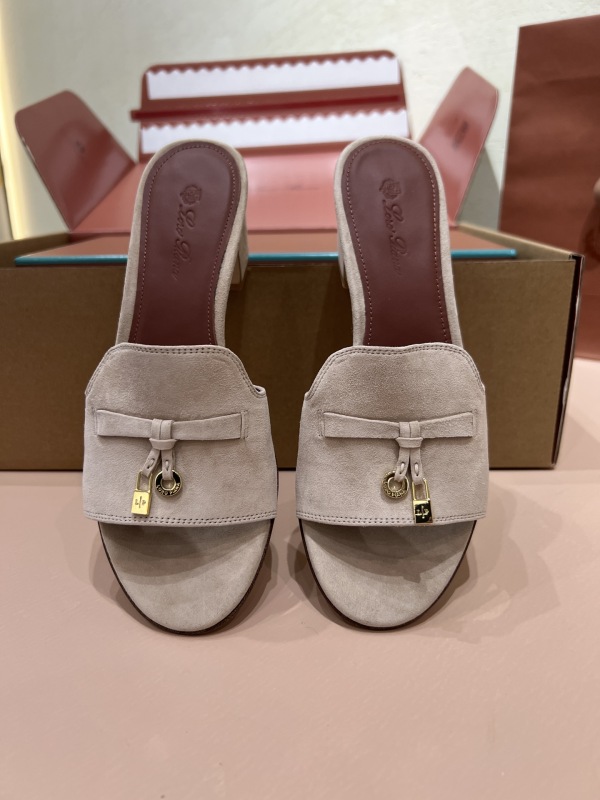 Women L*oro P*iana Top Quality Sandals