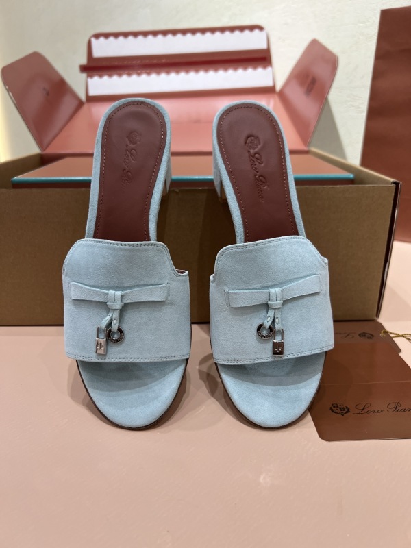 Women L*oro P*iana Top Quality Sandals
