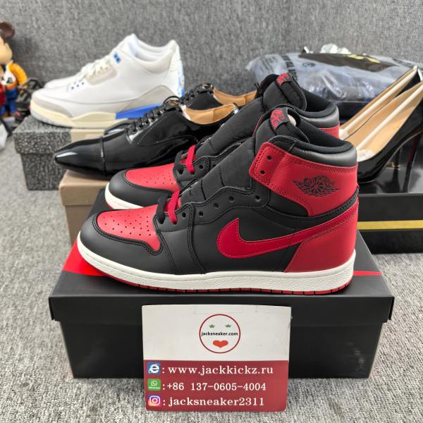 A*ir J*ordan 1 High ’85 “Bred” Color: Black/Varsity Red-White   HV6674-067