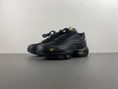 C*orteiz x A*ir M*ax 95 SP 'Honey Blacks' FB2709-003