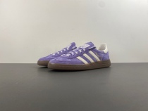 Handball 'Magic Lilac Gum'  KI5935
