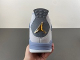 J*ordan 4  UNC Tar Heels PE  HV9204-407