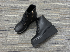 Women C*hanel Top Sneaker